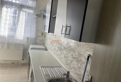Garsoniera de inchiriat , cartier Sud , decomandata 37 mp , - 5