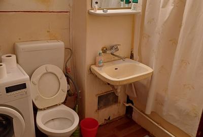 Apartament cu 2 camere decomandat în Buhuși - 2