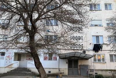 Garsonieră decomandată în Central - 1