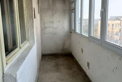 Apartament cu 3 camere decomandat în Lujerului - 6