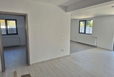 Casă cu 3 camere în Traian - 4