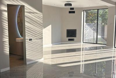 Casă individuală cu 4 camere cu Teren 200 Mp în Berceni - 1