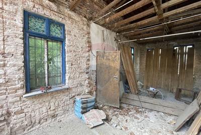 Teren si constructie de renovat I zona Unirii - Popa Soare - 4