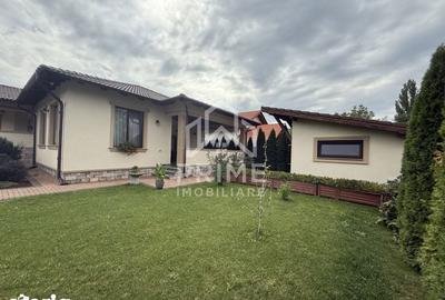 Casă cu 4 camere cu Teren 948 Mp în Ciugud - 1