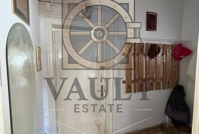 Apartament 3 Camere in Vila -Curte/Garaj  - Bulevardul Dacia - 12