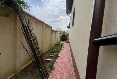 Casă cu 5 camere cu Teren 250 Mp în Berceni - 4