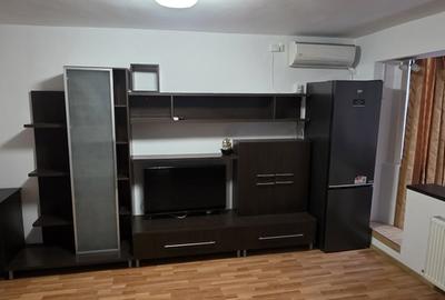 Lujerului, Militari - 13