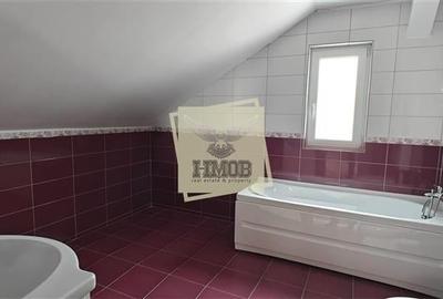 Apartament la mansarda 3 camere  zona Calea Cisnadiei - 3