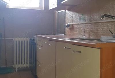 Garsonieră decomandată în Titan - 1