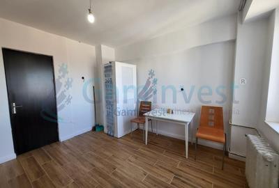 Apartament cu 4 camere decomandat în Cantemir - 5