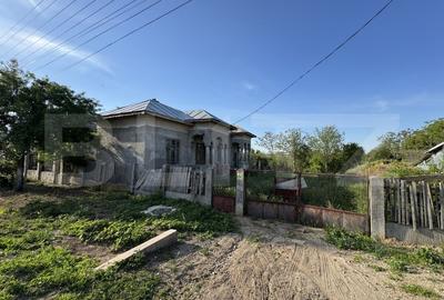 Casa pe parter renovabila cu proiect de extindere, 2101 mp teren, Dalga - 2
