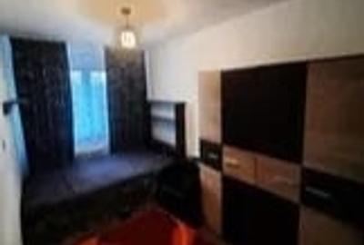 Apartament de 3 camere, semidecomandat, etaj 1/4, zona Podu Ros - 5