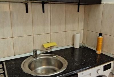 Garsonieră nedecomandată în Far - 3