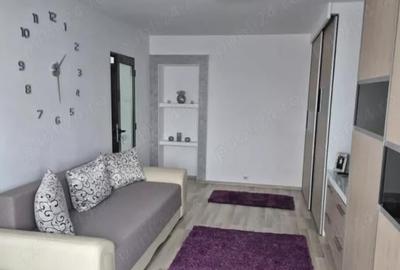 Apartament cu 3 camere decomandat în Între Lacuri - 2