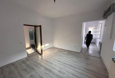 CENTRU- apartament 5 camere  etajul 1 - 10