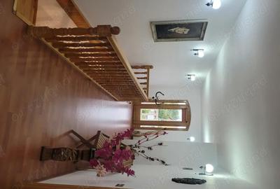 Casă cu 6 camere cu Teren 1300 Mp în Central - 9