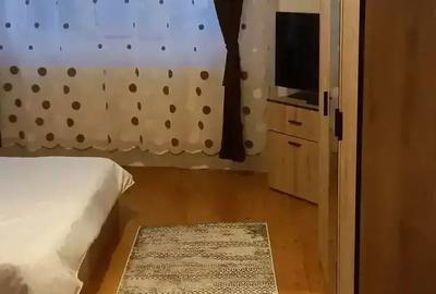 Inchiriez apartament 2 camere spa?ioase la casa - 1