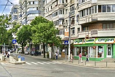 Spațiu comercial, de 65 mp, în P-ța Victoriei - 1