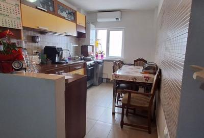 Apartament cu 3 camere decomandat, mobilat în Tolstoi - 4