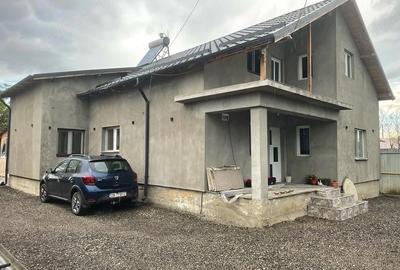 Casă cu Teren 2000 Mp în Finta - 1