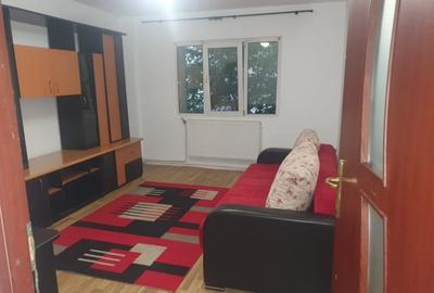 2 Camere Decomandat Bloc 1985 zona Nicolina Belvedere - 1