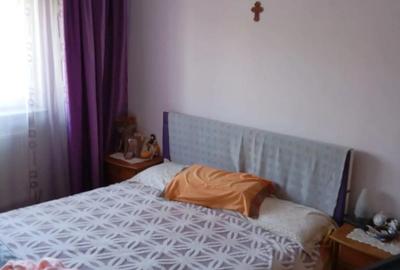 4 decomandate ROVINE,etaj 3 cu centrala - 8