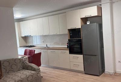 Dau in chirie apartament 56metri mp in Flore?ti str Eroilor