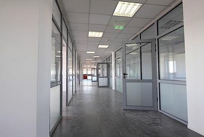 Birou, de 5,373 mp, în Militari - 3