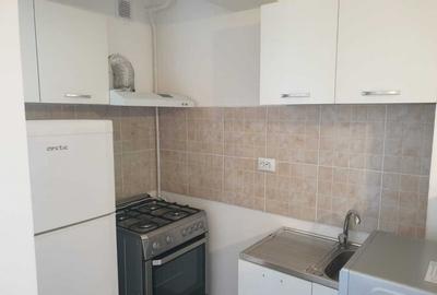 250 euro! Garsoniera Nicolina , totul nou, parter - 3