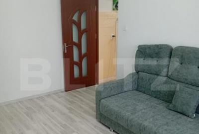 Apartament 3 camere, 48 mp, zona Micro 6 - 2