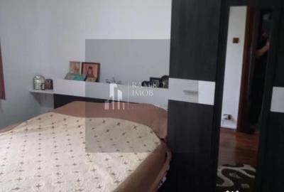 Apartament cu 3 camere decomandat în Central - 2