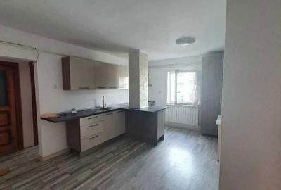 Apartament cu 3 camere decomandat în Central - 6