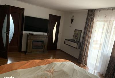 Casă cu 4 camere cu Teren 1000 Mp în Central - 3