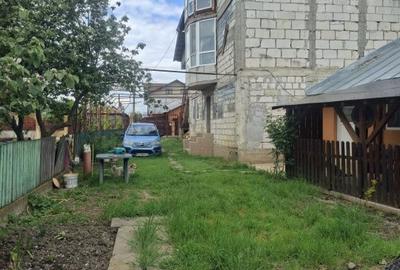 Casă cu Teren 1000 Mp în Târgșoru Vechi - 15