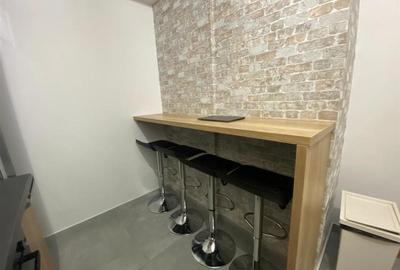 Garsonieră decomandată în P-ța Unirii - 7