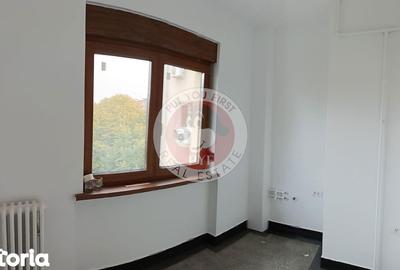 Apartament cu 4 camere decomandat în Kogălniceanu - 6