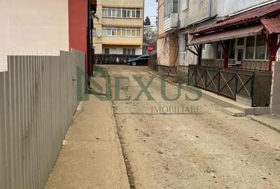 Garsonieră decomandată în Central - 2