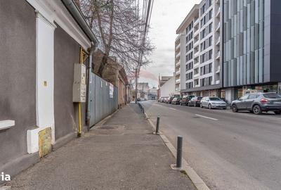 Spațiu comercial, în Central