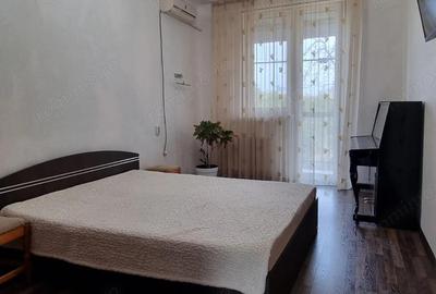 Apartament cu 2 camere decomandat în Crângași