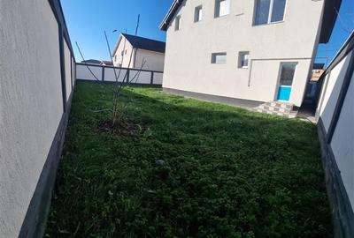 Casă individuală cu 5 camere cu Canalizare în Lumina - 25