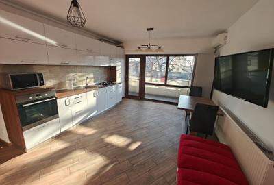 Apartament cu 3 camere decomandat în Central - 1