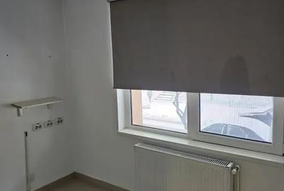 Apartament cu 4 camere decomandat în Apărătorii Patriei - 14