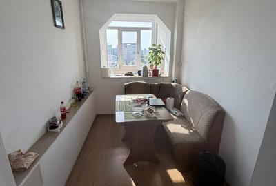 Apartament cu 3 camere decomandat în Central - 4