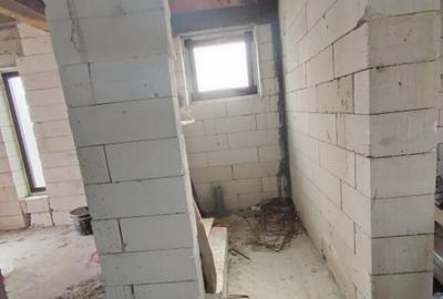 Casă cu 5 camere cu Teren 500 Mp în Cârcea - 10