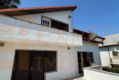 Povestea unei case la doar 200 m de valuri, cu piscina si terasa panoramica - 15