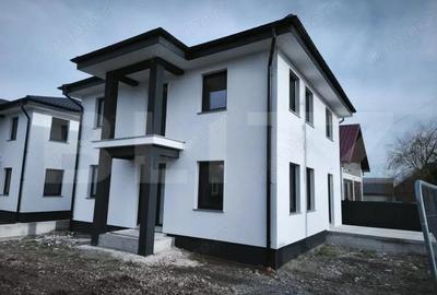 Casa la rosu cu 5 camere, 144mp utili, Radauti - 2