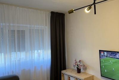 Apartament cu 3 camere decomandat în Alfa - 7