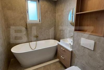 Apartament cu 3 camere în Central - 1