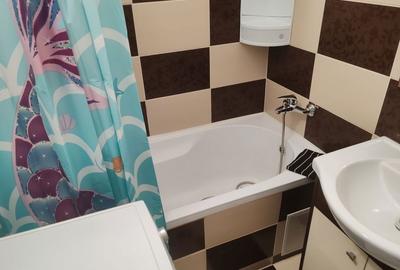 Garsonieră decomandată în Lipovei