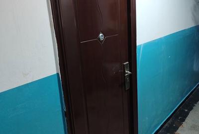 Garsonieră decomandată în Granit